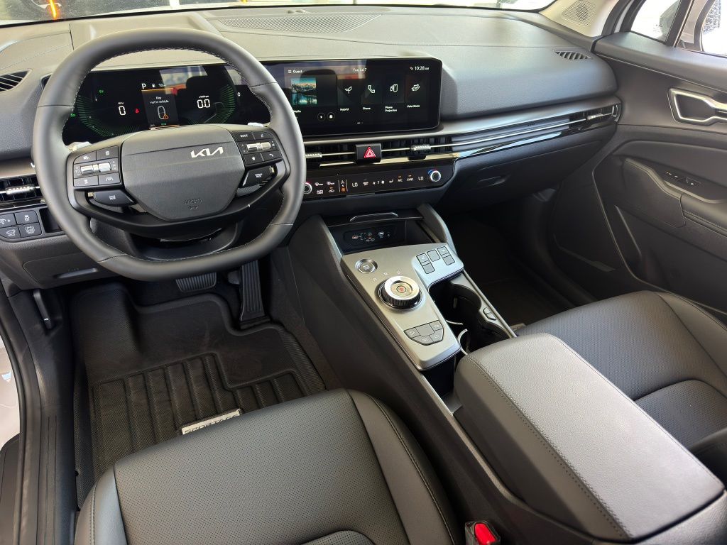 2026 Kia Sportage Hybrid EX Gray at Community Kia