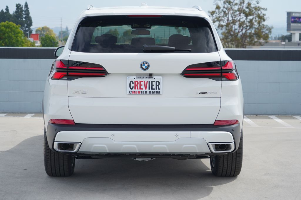 Thumbnail: 2026 BMW X5 - 6