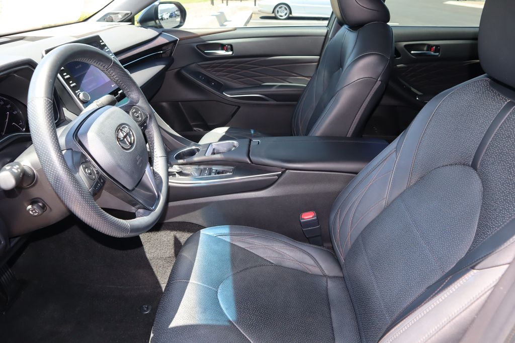 2021 Toyota Avalon Limited 18