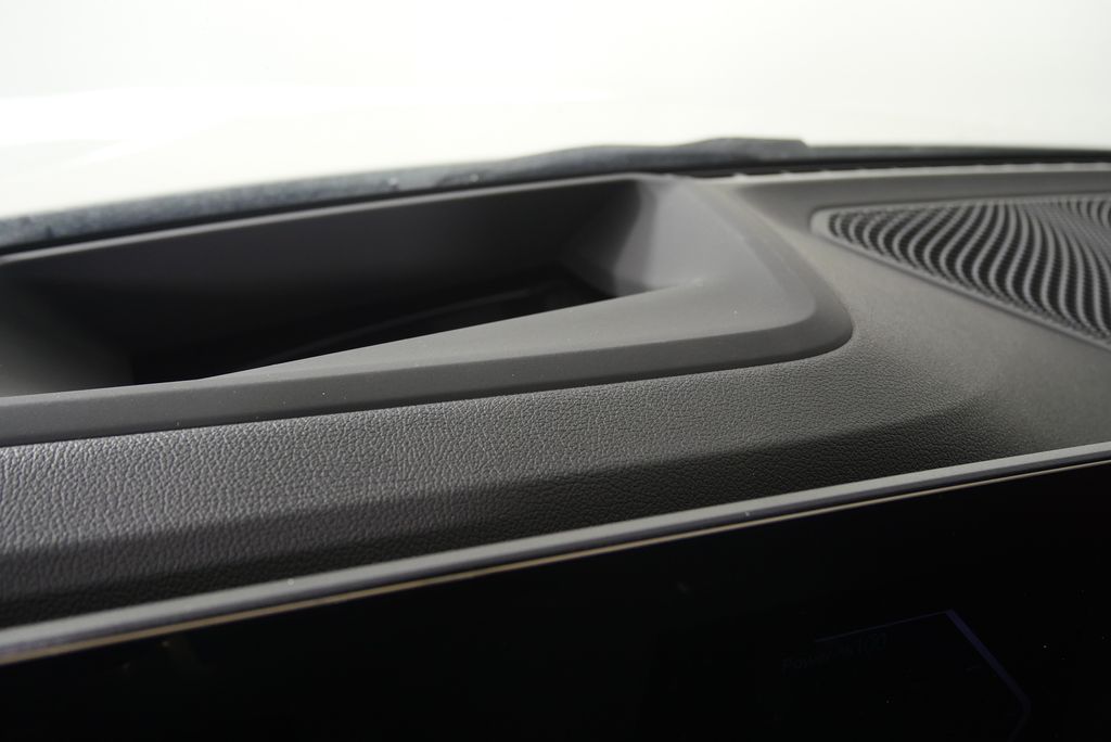 Thumbnail: 2026 BMW 3 Series - 18