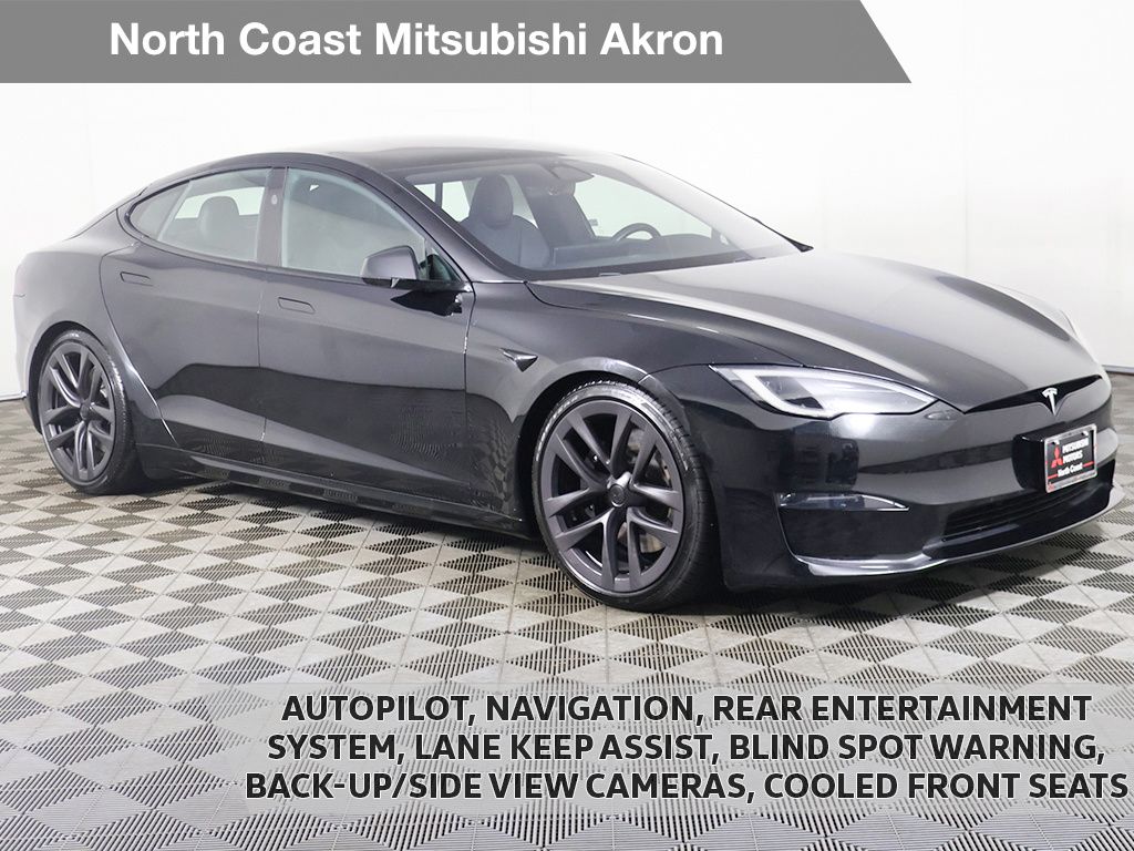 2023 Tesla Model S Standard Range's photo