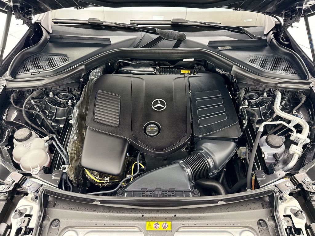 Certified Used 2026 Gray Mercedes-Benz GLC 300 image 27