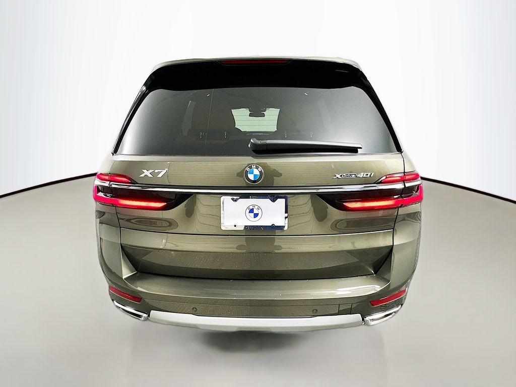 Thumbnail: 2026 BMW X7 - 6