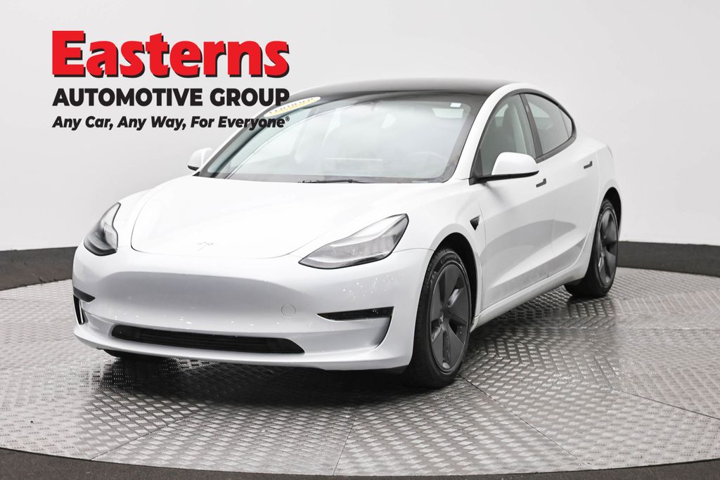 2023 Tesla Model 3 -'s photo