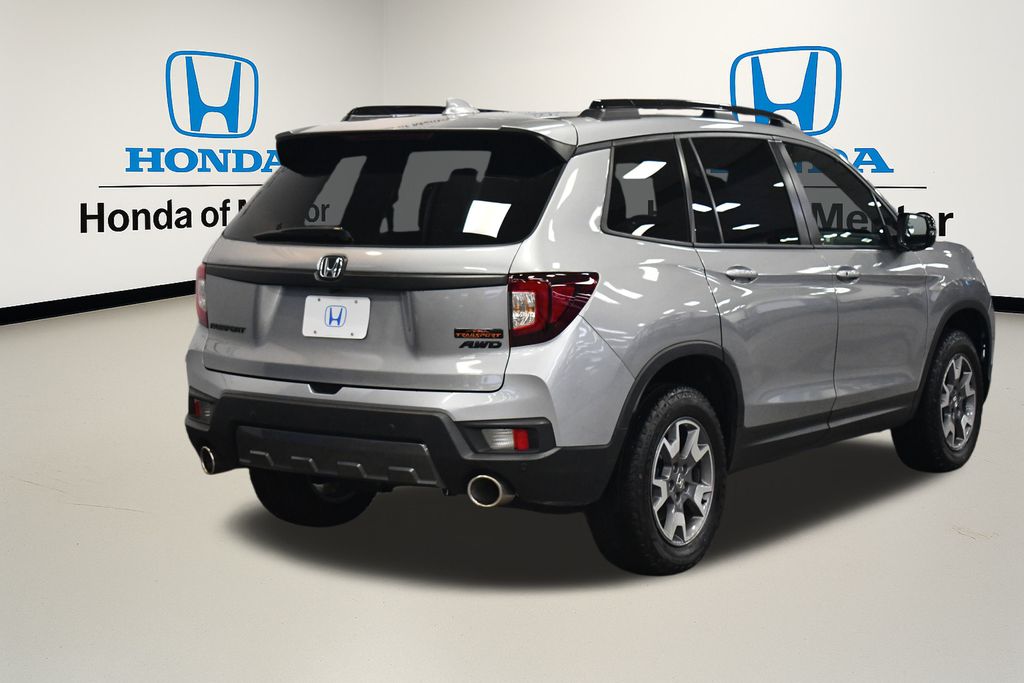 Thumbnail: 2022 Honda Passport - 8