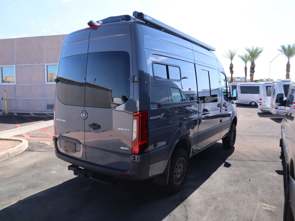 2024 Mercedes-Benz Sprinter 2500 4