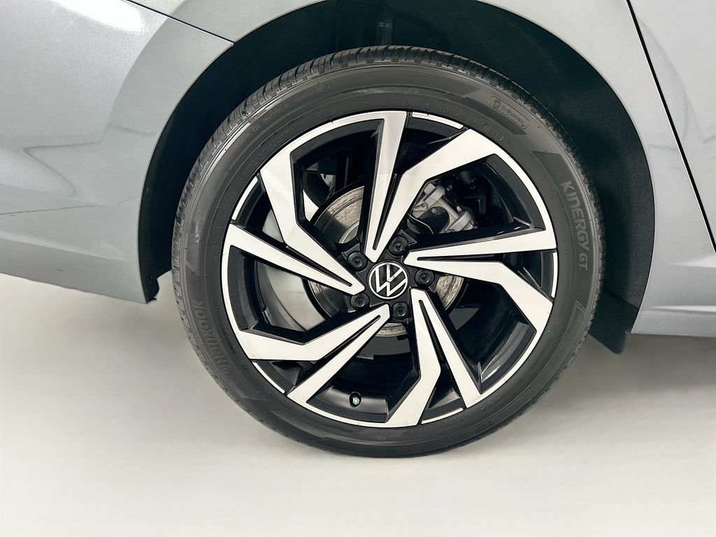 Thumbnail: 2026 Volkswagen Jetta - 32
