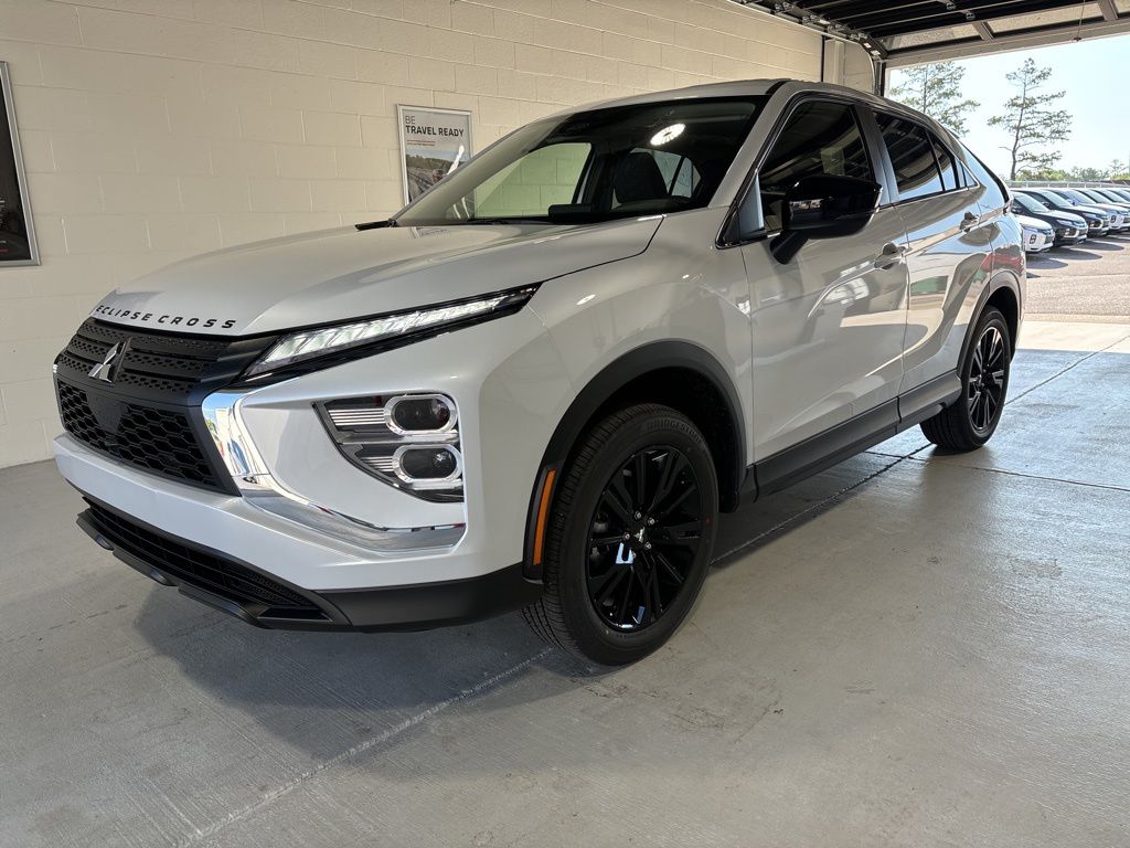 2026 Mitsubishi Eclipse Cross LE S-AWC's photo