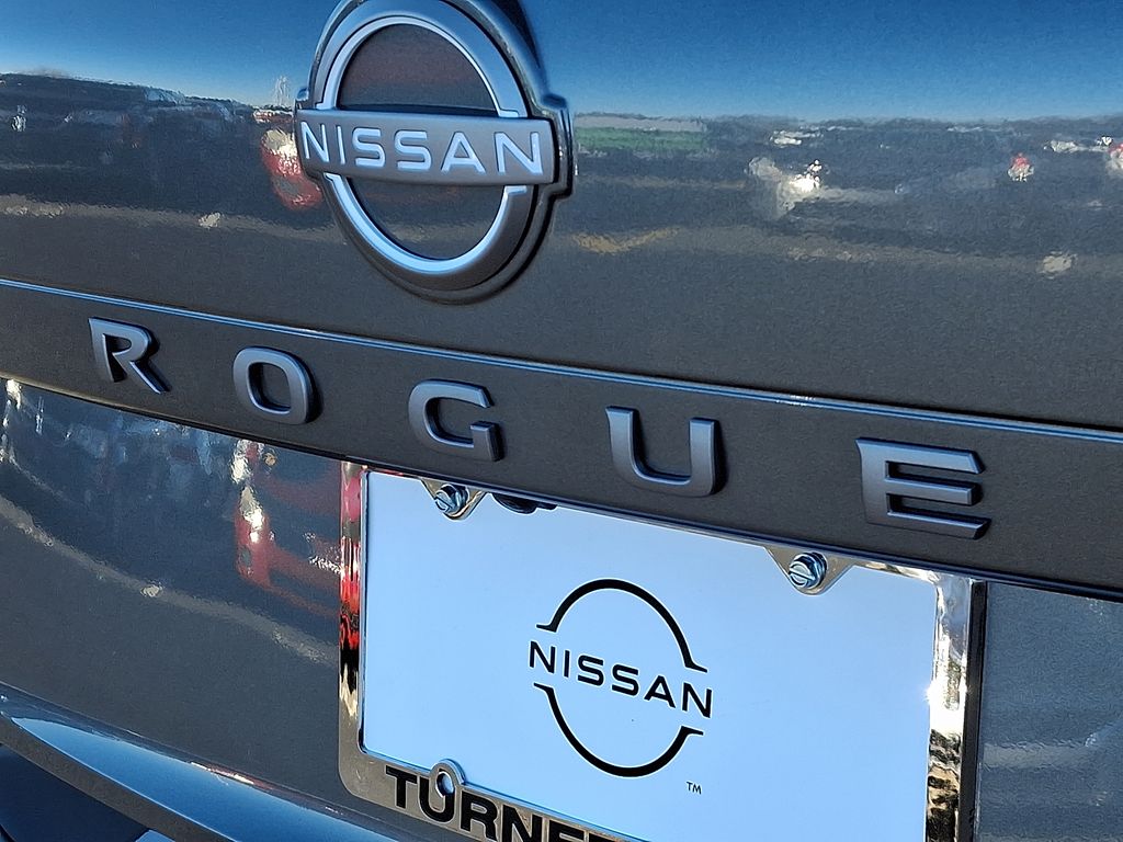 Thumbnail: 2026 Nissan Rogue - 10