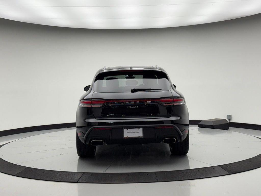 Thumbnail: 2026 Porsche Macan - 8
