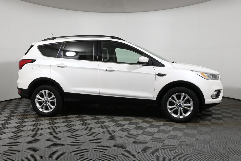 Thumbnail: 2019 Ford Escape - 8