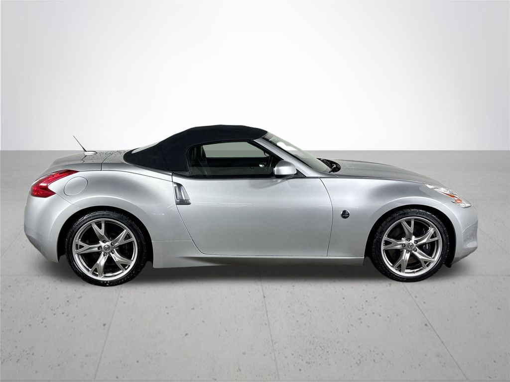 2011 Nissan 370Z Touring