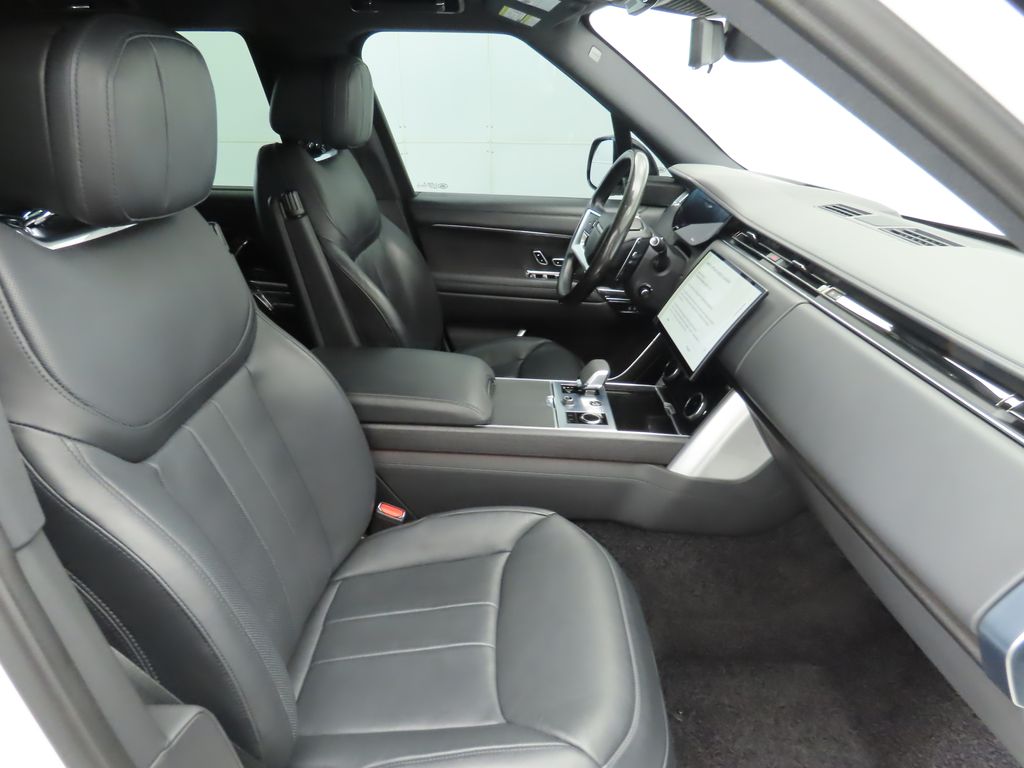 Thumbnail: 2023 Land Rover Range Rover - 19