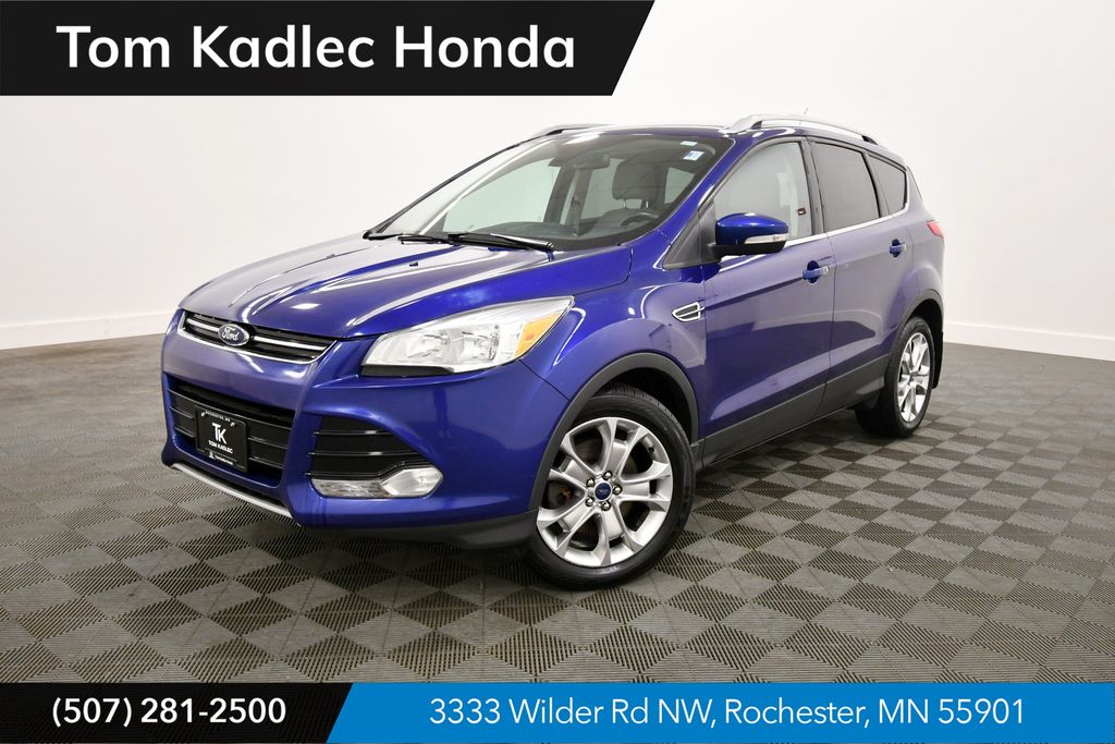  2016 Ford Escape Titanium AWD   