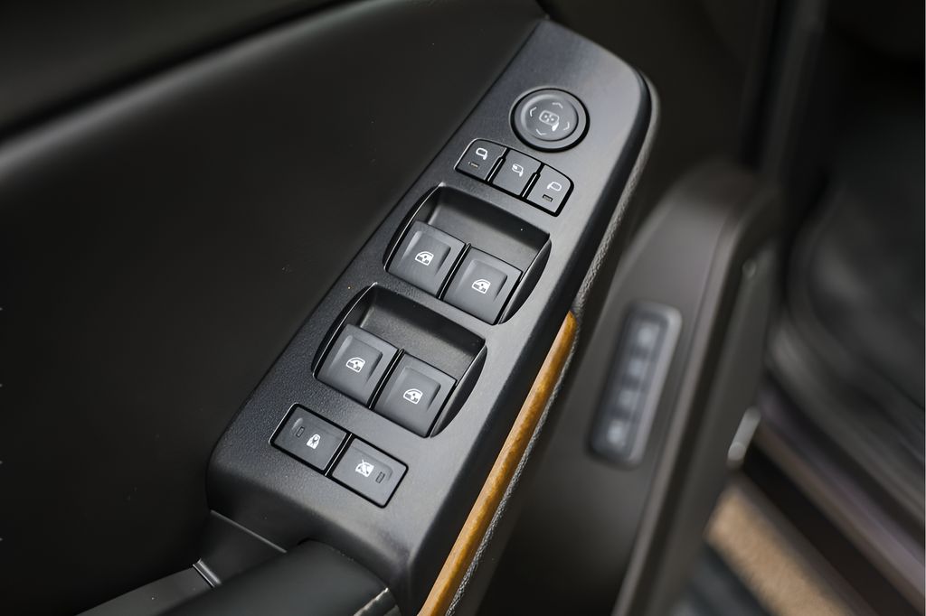 Used Car 2017 Gmc Yukon  Denali For Sale Under $30,000 In Austin, Texas