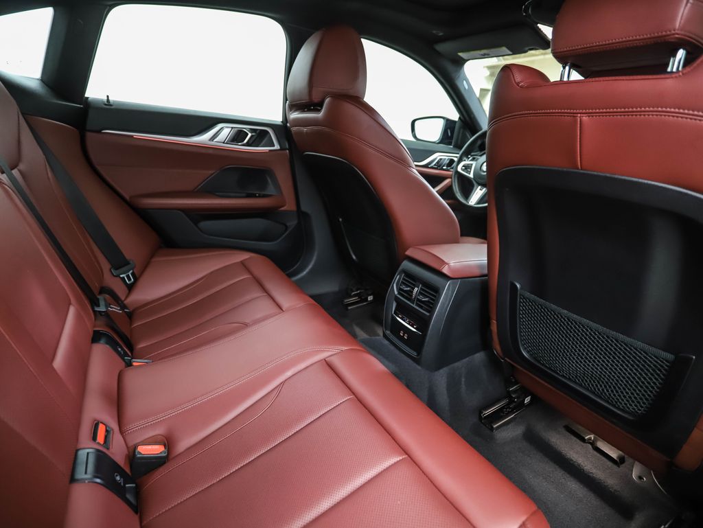 Thumbnail: 2022 BMW 4 Series - 26