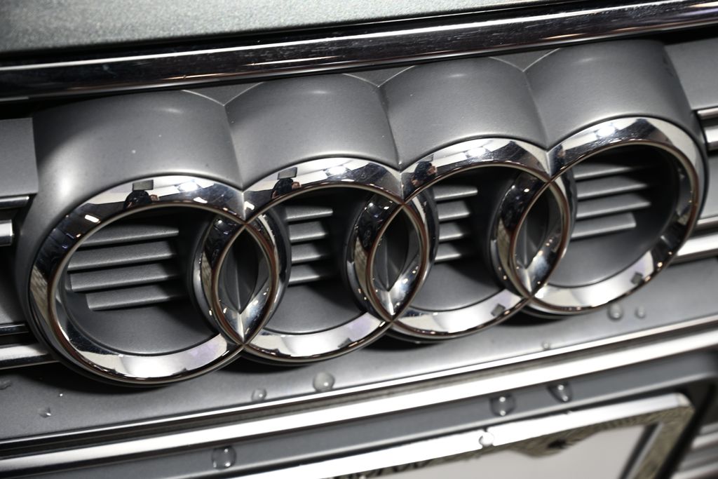 Thumbnail: 2019 Audi S5 - 13