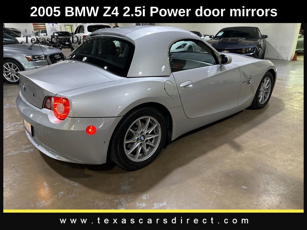 2005 BMW Z4 2.5i 12