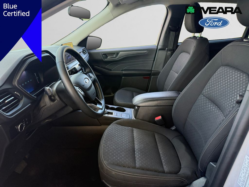 2025 Ford Escape Plata (Space Silver Metallic) SUV/Crossover Tracción delantera 8 velocidades Automática