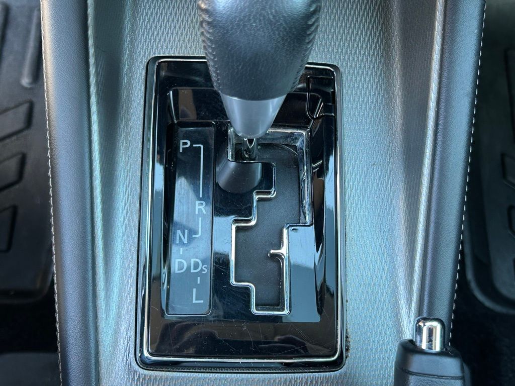 Used 2021 Gray Mitsubishi 2.0 SE image 35