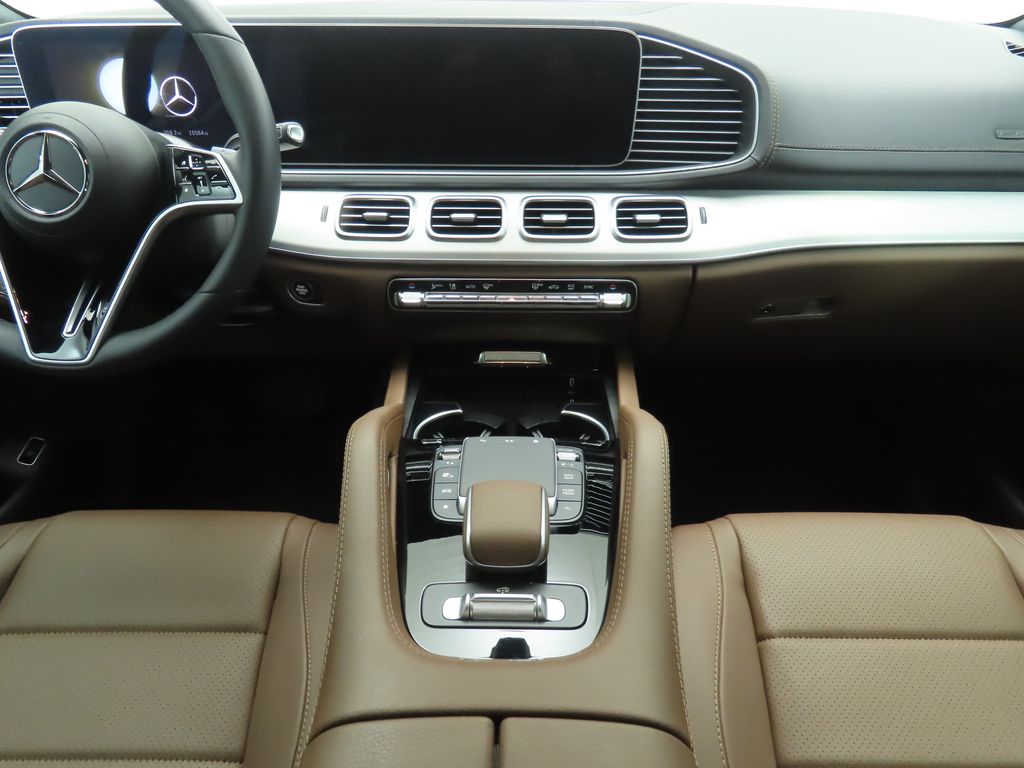 2024 Mercedes-Benz GLS 450 4MATIC 13