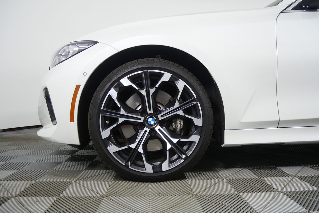 Thumbnail: 2025 BMW 3 Series - 7