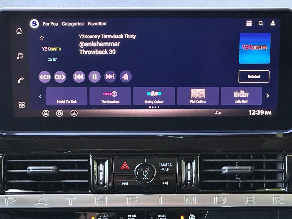 New 2026 Scarlet Ember Tintcoat Nissan SL image 25