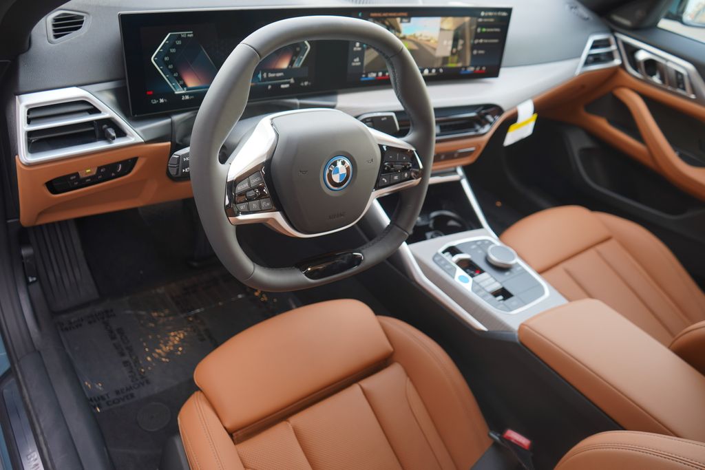 2025 BMW i4 eDrive40 12