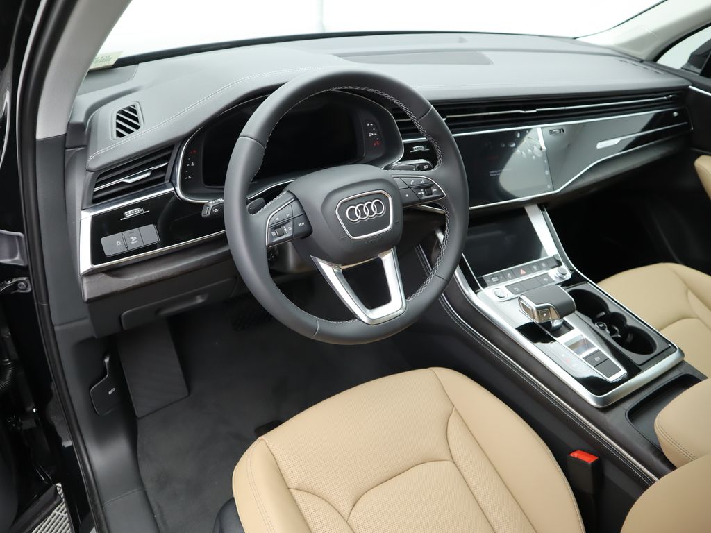 2025 Audi Q7 Premium Plus 9