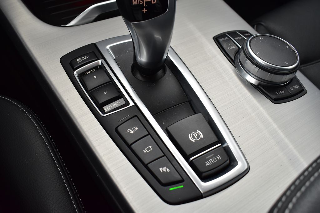 Thumbnail: 2017 BMW X3 - 23