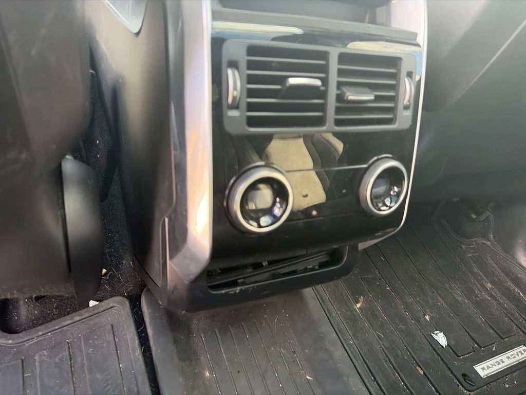 Used 2022 Black Land Rover SVR image 26