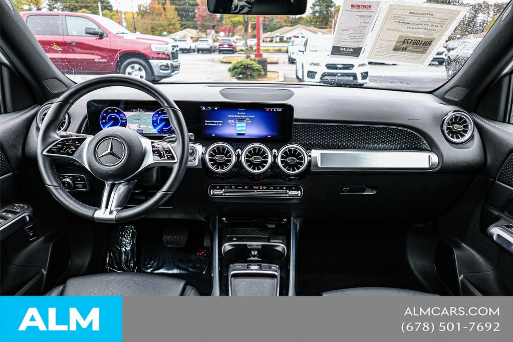 Used 2024 White Mercedes-Benz 250+ image 28