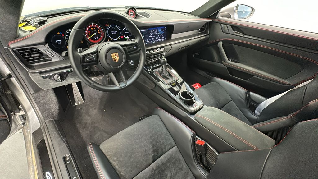 2024 Porsche 911 GT3 4