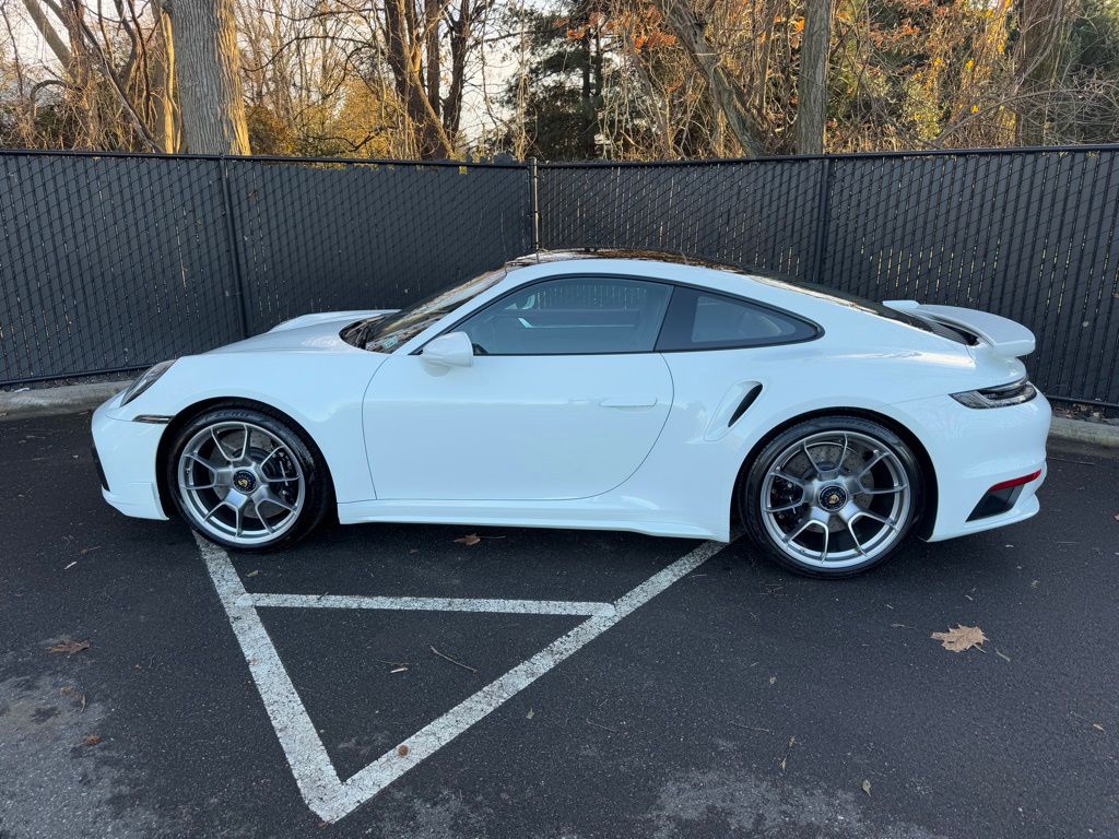 2024 Porsche 911 Turbo 10