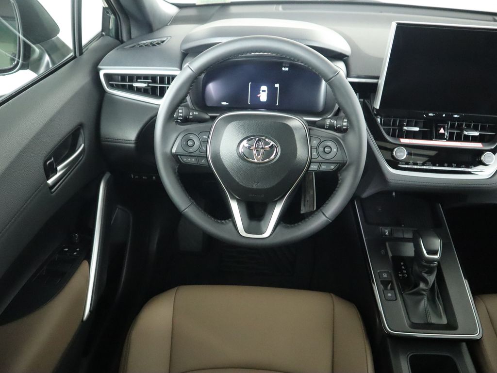 Thumbnail: 2026 Toyota Corolla Cross - 10