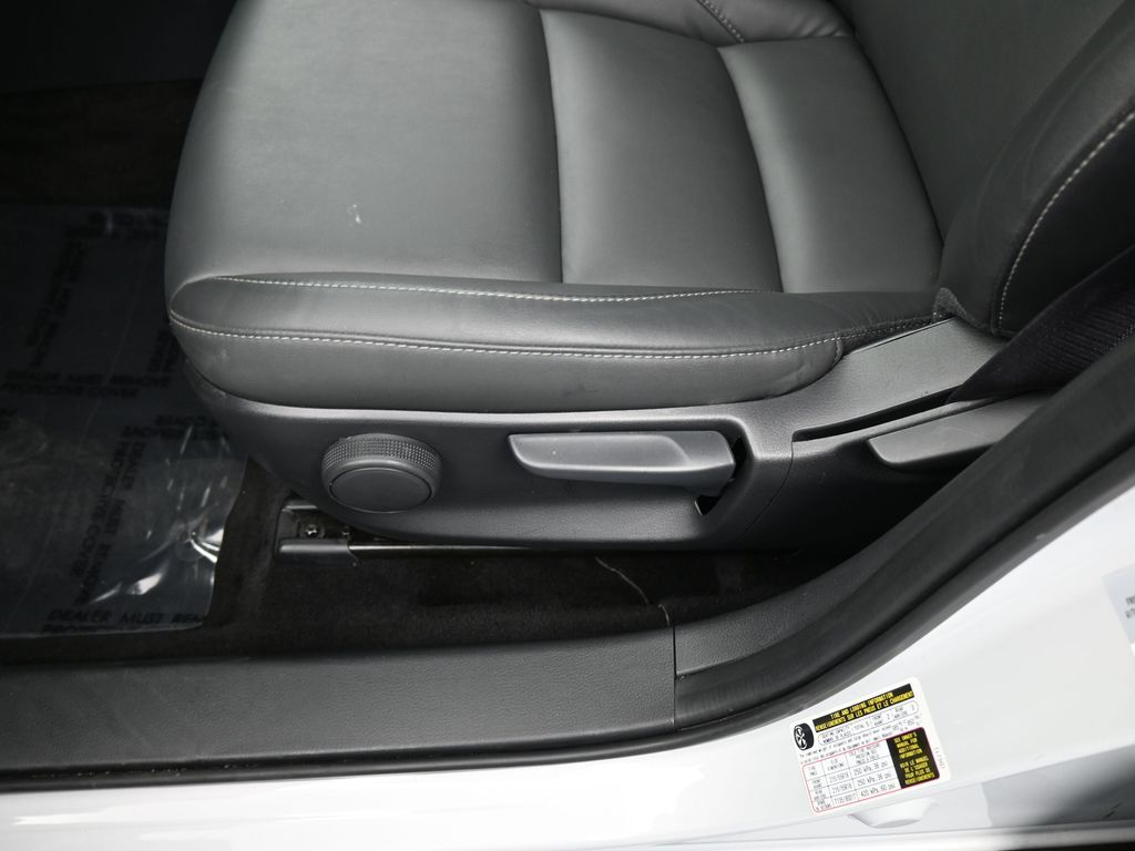 Used 2024 Ceramic Metallic Mazda 2.5 S Select Sport image 15