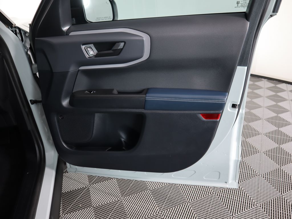 Thumbnail: 2022 Ford Bronco Sport - 25