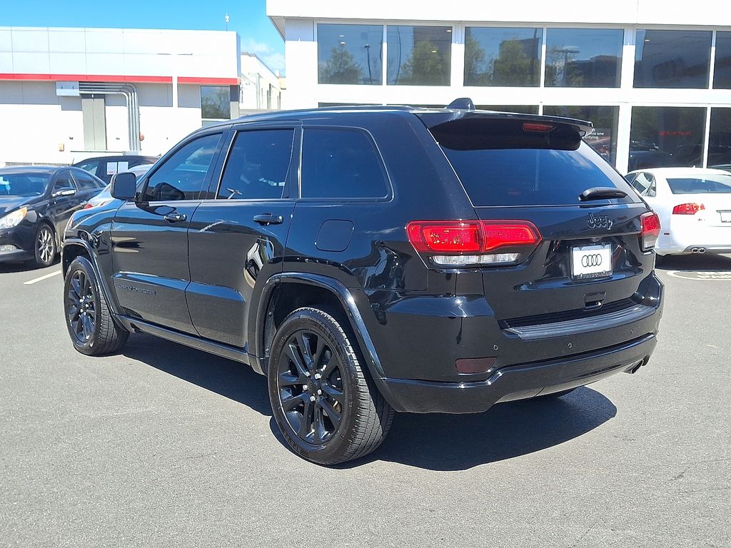 Thumbnail: 2020 Jeep Grand Cherokee - 6
