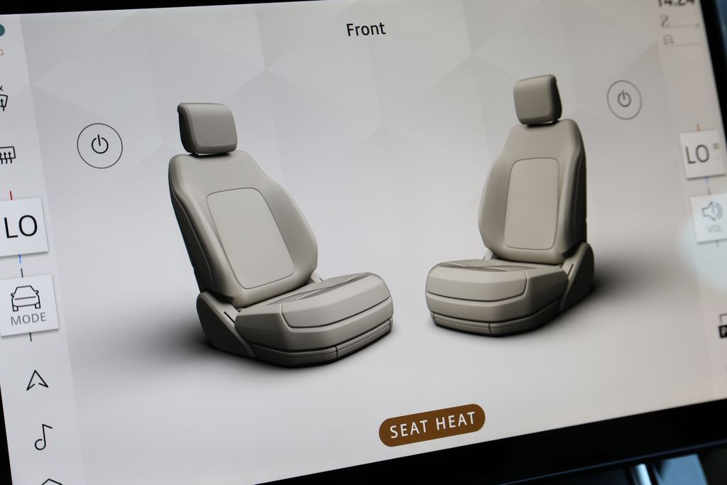 New 2026 White Land Rover S image 23