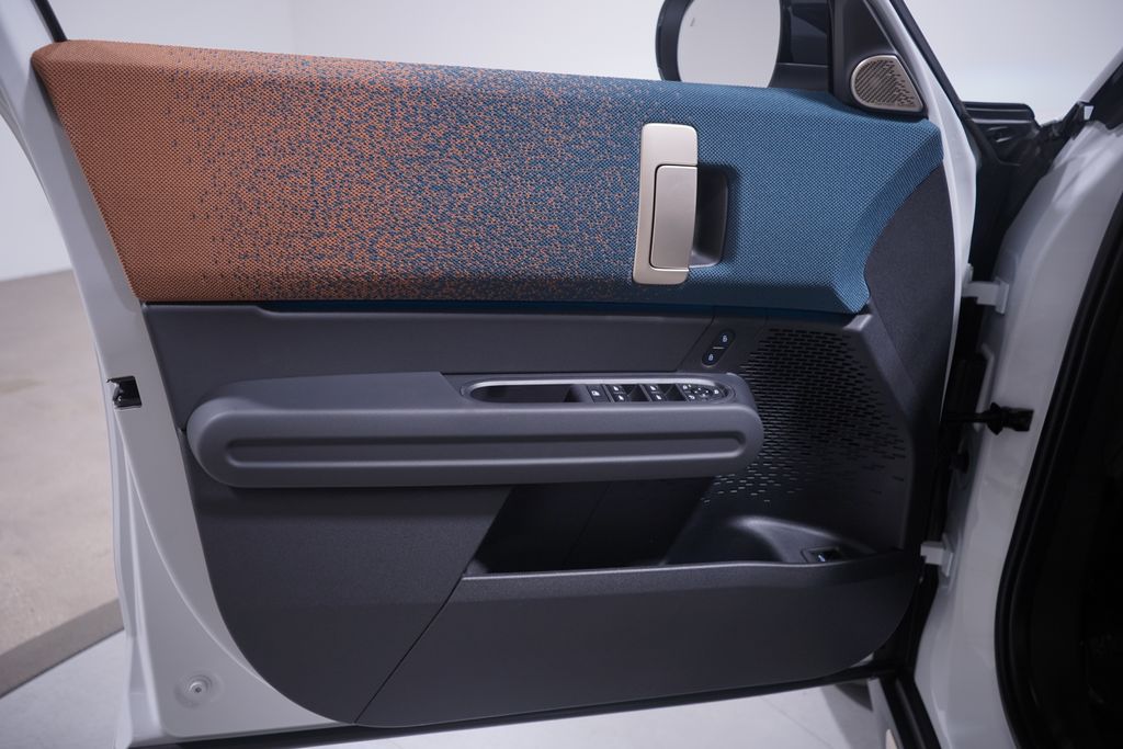 2025 MINI Cooper Countryman Signature 11