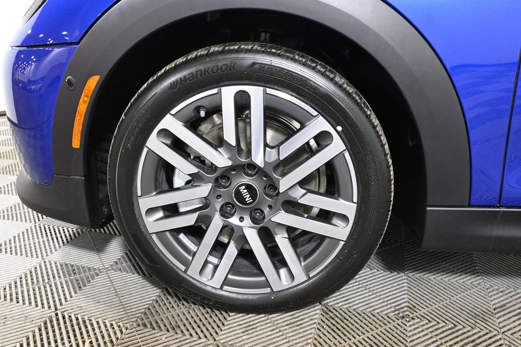 Thumbnail: 2026 MINI Cooper - 12