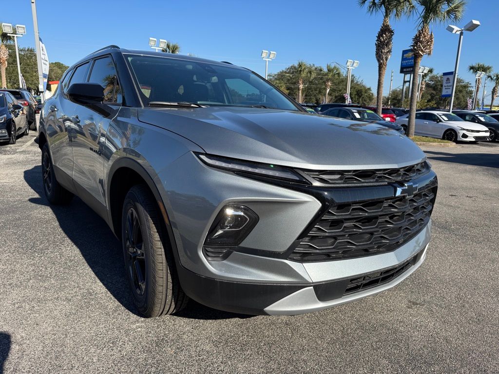 2025 Chevrolet Blazer LT 10