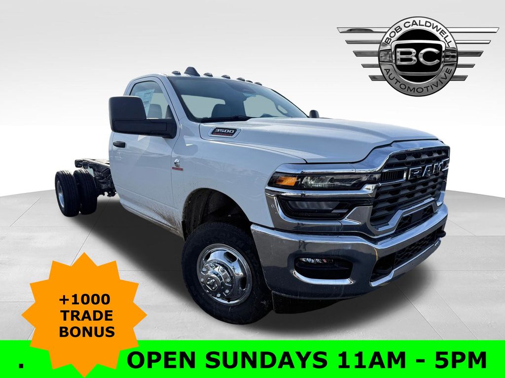 Bright White Clearcoat 2026 RAM 3500 Chassis Tradesman Regular Cab LB DRW 4WD Pickup Truck Four-Wheel Drive 8-Speed Automatic