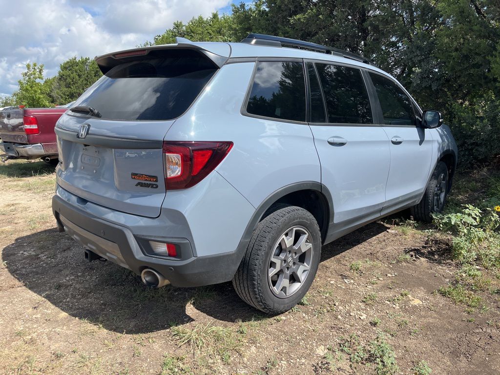 Thumbnail: 2022 Honda Passport - 3