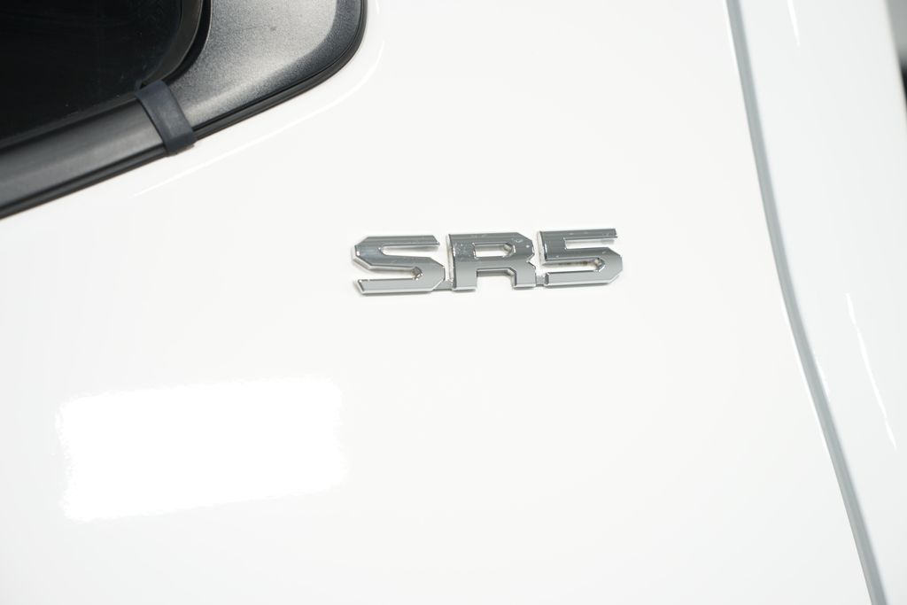 Thumbnail: 2024 Toyota Tundra - 11