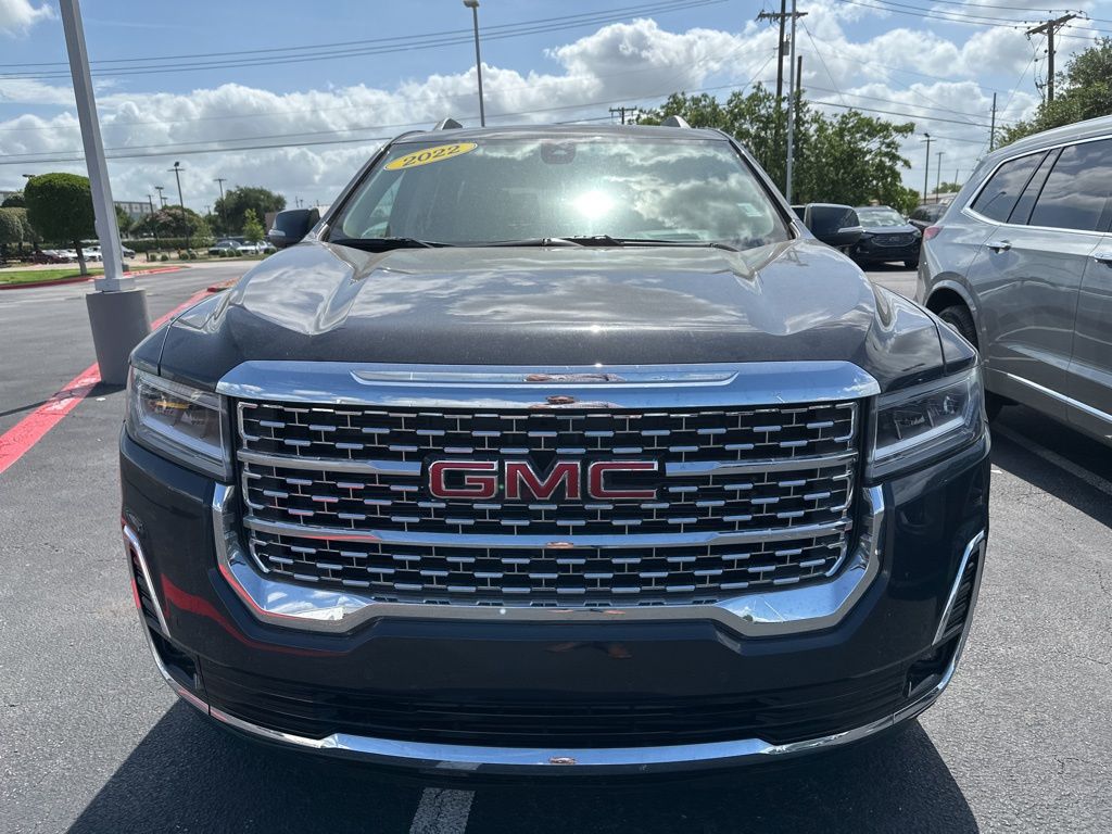 2022 GMC Acadia Denali 2