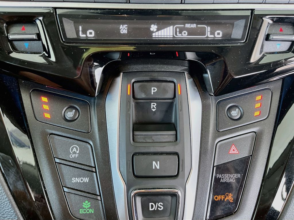 Used 2025 Gray Honda Touring image 21
