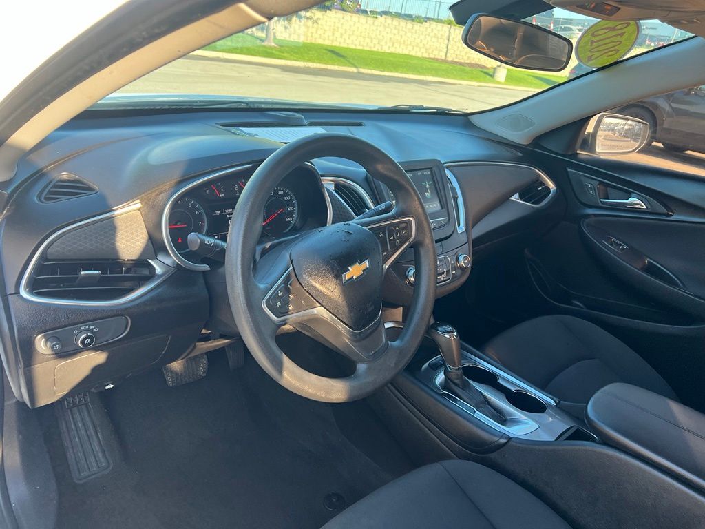 Used 2018 Chevrolet Malibu Sedan