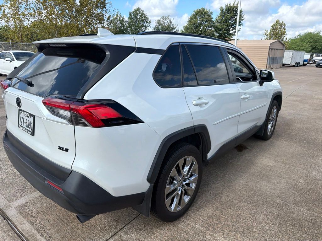 car-gallery-4