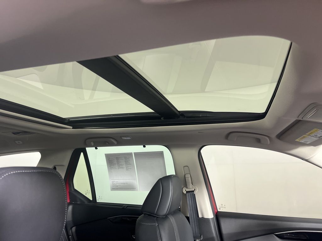 Thumbnail: 2023 Honda Pilot - 10